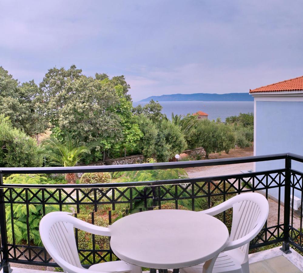 Panselinos Hotel Eftalou Esterno foto